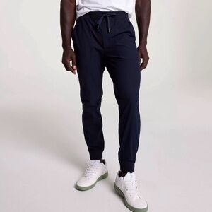 VRST Men’s Limitless Performance Slim Fit Joggers Black Size M